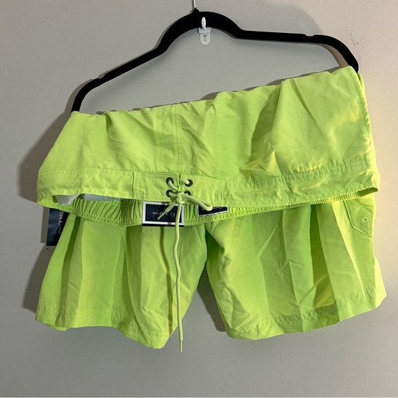 Club Room Men's Solid Quick Dry 9 Board  Green Shorts - Picture 5 of 5